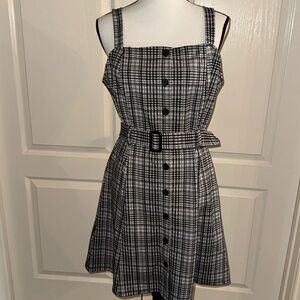 JUNIORS - Plaid Jumper Dress - Size Large
